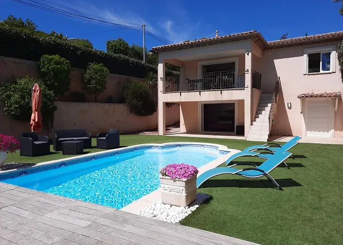Madysan Climatisee St Aygulf, Piscine Privee, 900m De La 빌라 생타굴프